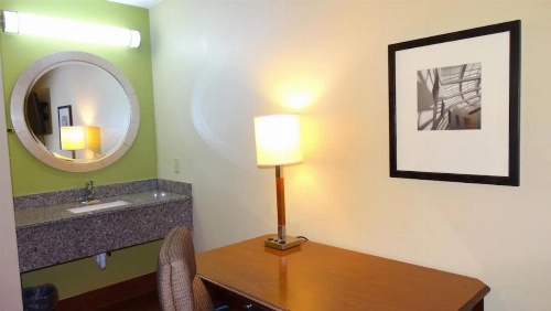Savannah Garden Hotel image 31