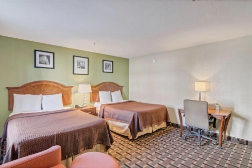 Savannah Garden Hotel image 34